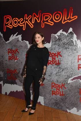 215527 Serge Arnal Starface 2017-02-13 Paris France Premiere du film Rock n Roll a Paris. ARNAL Cotillard, Marion  Copyright: xSergexArnalx xStarfacex STAR_215527_027