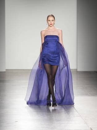 New York Fashion week Fall 2017 - Zang Toi Model walks runway for Zang Toi collection during New York Fashion week Fall 2017 at Pier 59  LevxRadin