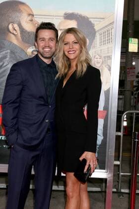 LOS ANGELES - FEB 13: Rob McElhenney, Kaitlin Olson at the Fist Fight Premiere at Village Theater on February 13, 2017 in Westwood, CA  Copyright: xKathyxHutchinsx xIPAx xHutchinsxPhotox