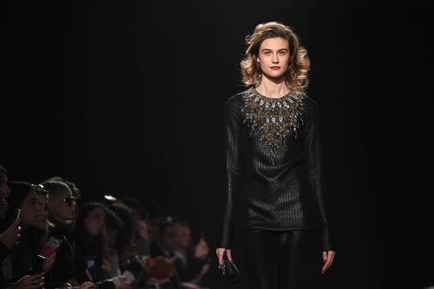 New York Fashion Week - Badgley Mischka Modenschau A model walks on the runway at the Badgley Mischka fashion show at New York Fashion Week: The Shows at Gallery 1 Skylight Clarkson Sq on February 14, 2017 in New York City.  NYP201702141049 ANDREAxHANKS