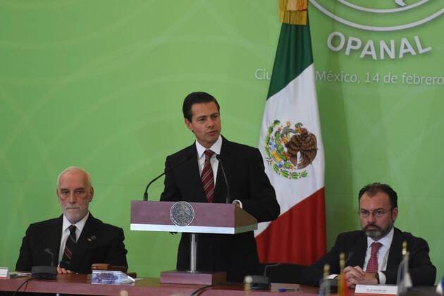 OPANAL Treffen in Mexiko-Stadt February 14, 2017 - Mexico City, Mexico - President of Mexico Enrique Pena Nieto is seen in his speech (C) Brazilian Ambassador Luiz Felipe de Macedo Soares (L) and Luis Videgaray (R) during the 25th Session of the General Conference of the Agency for the Prohibition of Nuclear Weapons in Latin America and the Caribbean at Foreign Affairs Building on February 14, 2017 in Mexico City, Mexico, Mexico City Mexico  - ZUMAn230 20170214_zaa_n230_570 Copyright: xCarlosxTischlerx