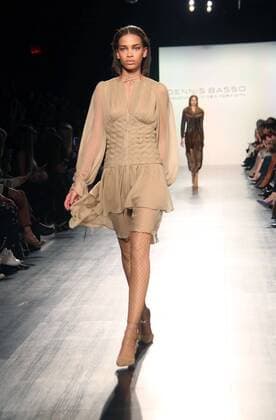 February 14, 2017 - New York, New York, U.S. - Dennis Basso F W 2017 Fashion Show.Skylight Clarkson Square, NYC.February 14, 2017.Photos by , Photos Inc.2017 New York U.S. - ZUMAms4_ 20170214_zaf_ms4_030 Copyright: xSoniaxMoskowitzx