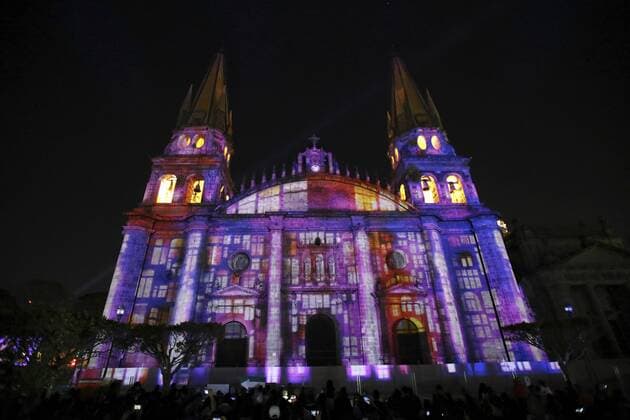 A picture dated on 14 February 2017, and provided on 15 February 2017, shows part of the lighting of emblematic buildings, to celebrate the 475 anniversary of Guadalajara, Mexico. Guadalajara, also known as La Perla de Occidente (The Pearl of the West), celebrates the 475 annuversary of its fourth and final foundation in the Valley of Atemajac. GUADALAJARA CELEBRATES 475 ANNIVERSARY !ACHTUNG: NUR REDAKTIONELLE NUTZUNG!  Copyright: xUlisesxRuizxBasurtox MEX02 20170215-636227740414729602