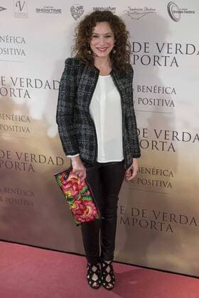 Eva Almaya attends to the premiere of the film Lo que de verdad importa in Madrid, Spain. February 15, 2017.  (20170215009)
