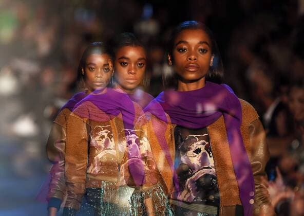 The multiple exposure photo shows a model presenting a creation of Vivienne Tam during the 2017 New York Fashion Week in New York, the United States, on Feb. 15, 2017. ) (zy) U.S.-NEW YORK-FASHION WEEK-VIVIENNE TAM QinxLang 