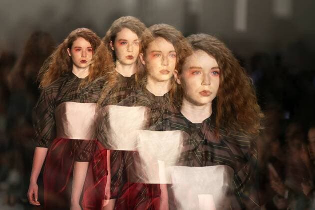 The multiple exposure photo shows a model presenting a creation of Bibhu Mohapatra during the 2017 New York Fashion Week in New York, the United States, on Feb. 15, 2017. ) (zy) U.S.-NEW YORK-FASHION WEEK-BIBHU MOHAPATRA QinxLang 