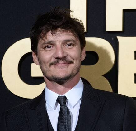 Cast member Pedro Pascal attends the premiere of the motion picture fantasy thriller The Great Wall at TCL Chinese Theatre in the Hollywood section of Los Angeles on February 15, 2017. Storyline: European mercenaries searching for black powder become embroiled in the defense of the Great Wall of China against a horde of monstrous creatures.  LAP2017021510 JIMxRUYMEN