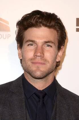 LOS ANGELES - FEB 15: Austin Stowell at the In Dubious Battle Los Angeles Premiere at the ArcLight Theater on February 15, 2017 in Los Angeles, CA  Copyright: xHPAx xIPAx xHutchinsxPhotox