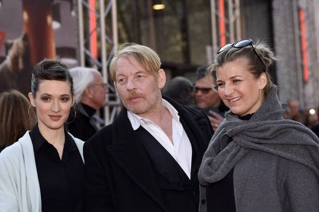 Friederike Becht und Ben Becker mit Gattin Anne Seidel bei der Premiere der TV-Serie Der gleiche Himmel The Same Sky auf der Berlinale 2017 67. Internationale Filmfestspiele Berlin im Haus der Festspiele. Berlin, 16.02.2017 Foto:xC.xNiehausx xFuturexImage