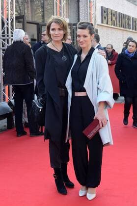 Anja Kling und Friederike Becht bei der Premiere der TV-Serie Der gleiche Himmel The Same Sky auf der Berlinale 2017 67. Internationale Filmfestspiele Berlin im Haus der Festspiele. Berlin, 16.02.2017 Foto:xC.xNiehausx xFuturexImage