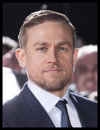 . 16 02 2017. London, United Kingdom. Charlie Hunnam arriving at The Lost City of Z premiere in London.  xStephenxLockx xi-Imagesx IIM-14400-0036