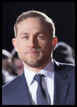 . 16 02 2017. London, United Kingdom. Charlie Hunnam arriving at The Lost City of Z premiere in London.  xStephenxLockx xi-Imagesx IIM-14400-0037