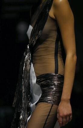 A model presents the creations of Spanish designer Roberto Verino, inspired by Otto Preminger s film Bonjour Tristesse at the Real Casa de Correos, during the first day of the Mercedes-Benz Fashion Week Madrid in Madrid, Spain, 16 February 2017. ROBERTO VERINO S FASHION SHOW AT MADRID FASHION WEEK !ACHTUNG: NUR REDAKTIONELLE NUTZUNG!  Copyright: xJ.P.GANDULx MAD001 20170217-636228890462842464