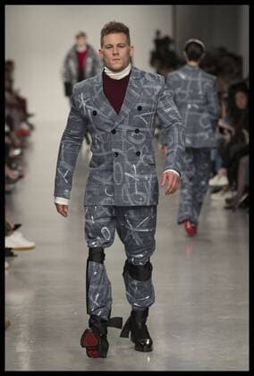 . 17 02 2017. London, United Kingdom. Disabled model Jack Eyers (27) from Bournemouth, who had his leg amputated when he was (16) , on the catwalk at the Teatum Jones show on the opening day of London Fashion Week for Autumn Winter 2017.  xStephenxLockx xi-Imagesx IIM-14408-0002