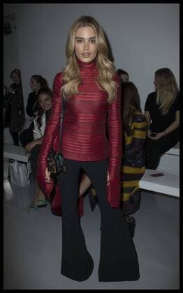 . 17 02 2017. London, United Kingdom. Chloe Lloyd in the front row at the Teatum Jones show on the opening day of London Fashion Week for Autumn Winter 2017.  xStephenxLockx xi-Imagesx IIM-14408-0007