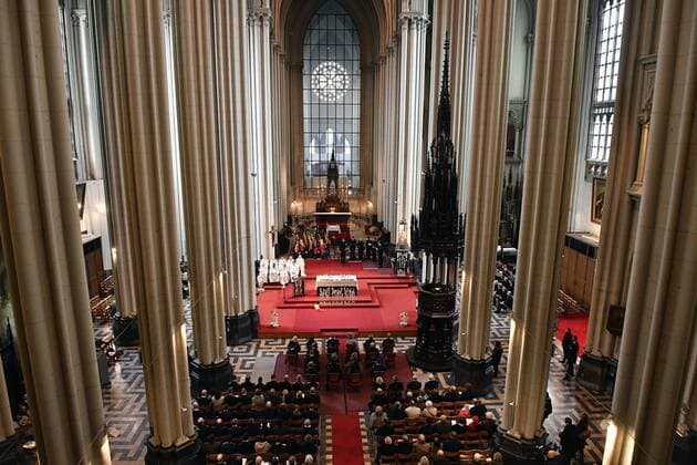 Illustration picture shows a special Mass to commemorate the deceased members of the Belgian Royal Family, at the Onze-Lieve-Vrouwkerk - Eglise Notre-Dame, in Laeken-Laken, Brussels, Friday 17 February 2017.  ERICxLALMAND 05049209