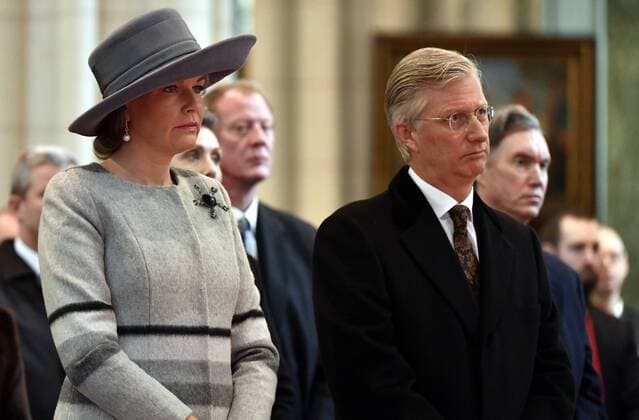 Belgische Royals anlässlich einer Messe für die Verstorbenen der Familie Queen Mathilde of Belgium and King Philippe - Filip of Belgium pictured during a special Mass to commemorate the deceased members of the Belgian Royal Family, at the Onze-Lieve-Vrouwkerk - Eglise Notre-Dame, in Laeken-Laken, Brussels, Friday 17 February 2017.  ERICxLALMAND 05049206