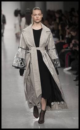 . 17 02 2017. London, United Kingdom. Teatum Jones show on the opening day of London Fashion Week for Autumn Winter 2017.  xStephenxLockx xi-Imagesx IIM-14408-0011