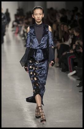 . 17 02 2017. London, United Kingdom. Teatum Jones show on the opening day of London Fashion Week for Autumn Winter 2017.  xStephenxLockx xi-Imagesx IIM-14408-0018