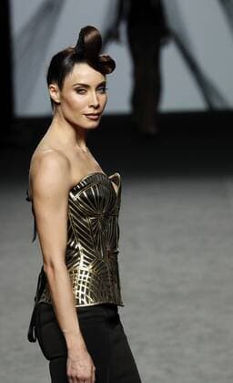 Madrid Fashion Week - Maya Hansen Modenschau Spanish TV personality Pilar Rubio takes to the catwalk a creation from the Fall Winter 2017 collection of designer Maya Hansen during the Mercedes-Benz Fashion Week Madrid (MBFWM) held at the IFEMA Congress and Events center in Madrid, 17 February 2017. THE MBFWM runs from 16 to 21 February. MADRID FASHION WEEK !ACHTUNG: NUR REDAKTIONELLE NUTZUNG!  Copyright: xZipix 20170217-636229459808861656