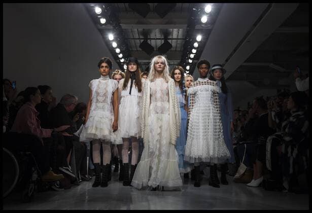 London Fashion Week - Bora Aksu Modenschau . 17 02 2017. London, United Kingdom. Models walk the catwalk at the Bora Aksu show on the opening day of London Fashion Week 2017 at 180 The Strand, London, UK,  xBenxStevensx xi-Imagesx IIM-14413-0002