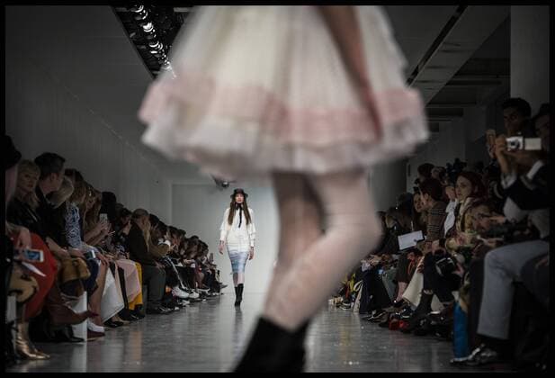 London Fashion Week - Bora Aksu Modenschau . 17 02 2017. London, United Kingdom. Models walk the catwalk at the Bora Aksu show on the opening day of London Fashion Week 2017 at 180 The Strand, London, UK,  xBenxStevensx xi-Imagesx IIM-14413-0006