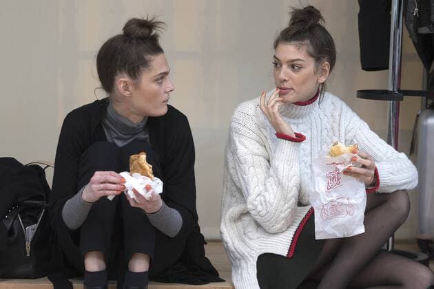 Marina Perez und Marta Ortiz bei der Roberto Verino Fashion Show auf der Mercedes-Benz Fashion Week Madrid Autumn Winter 2017. Madrid, 16.02.2017 Marina Perez, Marta Ortiz  Foto:xDyDxFotografosx xFuturexImage