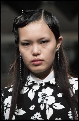 . 17 02 2017. London, United Kingdom. Models walk the catwalk at the Ashley Williams show on the opening day of London Fashion Week 2017 at 180 The Strand, London, UK.  xBenxStevensx xi-Imagesx IIM-14419-0015