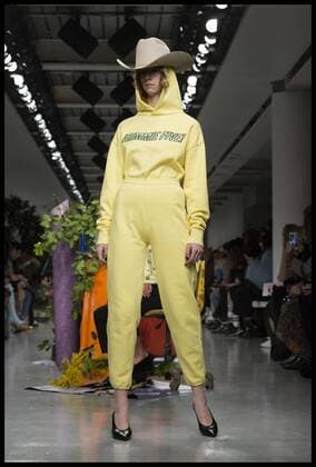 . 17 02 2017. London, United Kingdom. Models walk the catwalk at the Ashley Williams show on the opening day of London Fashion Week 2017 at 180 The Strand, London, UK.  xBenxStevensx xi-Imagesx IIM-14419-0019