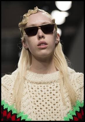 Bilder des Tages . 17 02 2017. London, United Kingdom. Models walk the catwalk at the Ashley Williams show on the opening day of London Fashion Week 2017 at 180 The Strand, London, UK.  xBenxStevensx xi-Imagesx IIM-14419-0020