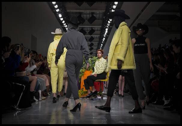 . 17 02 2017. London, United Kingdom. Models walk the catwalk at the Ashley Williams show on the opening day of London Fashion Week 2017 at 180 The Strand, London, UK.  xBenxStevensx xi-Imagesx IIM-14419-0025
