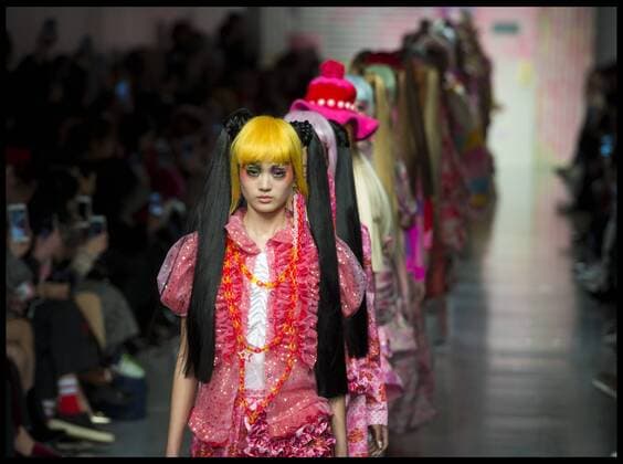 . 18 02 2017. London, United Kingdom. Models walk the catwalk for the Ryan Lo show on the second day of London Fashion Week 2017 at 180 The Strand, London, UK,  xBenxStevensx xi-Imagesx IIM-14426-0004