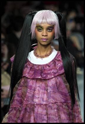 . 18 02 2017. London, United Kingdom. Models walk the catwalk for the Ryan Lo show on the second day of London Fashion Week 2017 at 180 The Strand, London, UK,  xBenxStevensx xi-Imagesx IIM-14426-0017