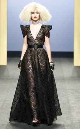 A model takes to the catwalk wearing a creation from the Fall Winter 2017 collection of Spanish designer Miguel Marinero on the second day of the Mercedes-Benz Fashion Week Madrid (MBFWM) held at the IFEMA Congress and Events center in Madrid, 18 February 2017. THE MBFWM runs from 16 to 21 February. MADRID FASHION WEEK !ACHTUNG: NUR REDAKTIONELLE NUTZUNG!  Copyright: xZipix GRA075 20170218-636230198607334346