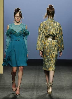 A model takes to the catwalk wearing a creation from the Fall Winter 2017 collection of Spanish designer Miguel Marinero on the second day of the Mercedes-Benz Fashion Week Madrid (MBFWM) held at the IFEMA Congress and Events center in Madrid, 18 February 2017. THE MBFWM runs from 16 to 21 February. MADRID FASHION WEEK !ACHTUNG: NUR REDAKTIONELLE NUTZUNG!  Copyright: xZipix GRA075 20170218-636230198628550074