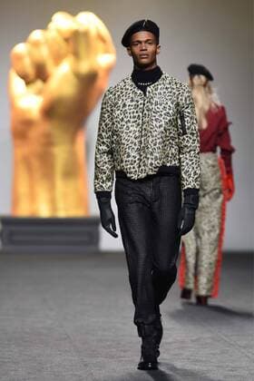 Ana Locking fashion show at Mercedes Benz Fashion Week Madrid 2017.  DiegoxPuerta
