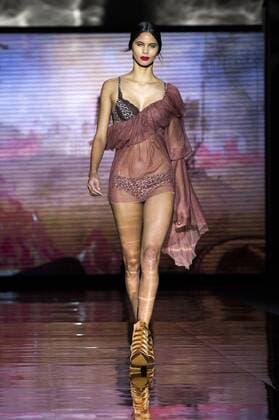 Kelly Santos bei der Andres Sarda Fashion Show auf der Mercedes-Benz Fashion Week Madrid Autumn Winter 2017. Madrid, 18.02.2017 Kelly Santos  Foto:xDyDxFotografosx xFuturexImage