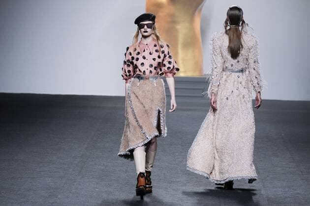 February 18, 2017 - Madrid, Spain - A model walks the runway at then ANA LOCKING show during the Mercedes-Benz Madrid Fashion Week Autumn Winter 2017 2018 at IFEMA on February 18, 2017 in Madrid, Spain Madrid Spain  - ZUMAn230 20170218_zaa_n230_054 Copyright: xOscarxGonzalezx
