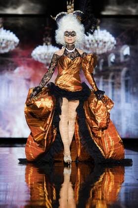 Victoria Abril bei der Andres Sarda Fashion Show auf der Mercedes-Benz Fashion Week Madrid Autumn Winter 2017. Madrid, 18.02.2017 Victoria Abril  Foto:xDyDxFotografosx xFuturexImage