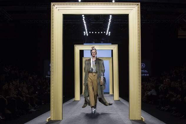Model bei der Miguel Marinero Fashion Show auf der Mercedes-Benz Fashion Week Madrid Autumn Winter 2017. Madrid, 18.02.2017 Miguel Marinero Model  Foto:xDyDxFotografosx xFuturexImage