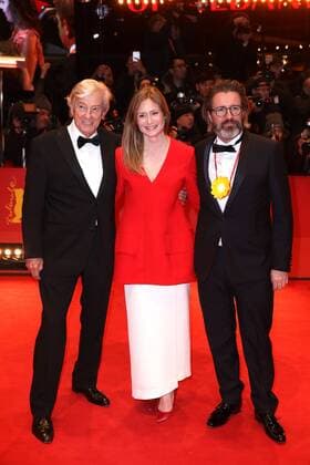 Paul Verhoeven, Julia Jentsch und Olafur Eliasson bei der Abschluss Gala der 67. Internationale Filmfestspiele Berlin Berlinale am 18.02.2017 in Berlin Berlinale 2017- Abschluss Gala Closing Ceremony 