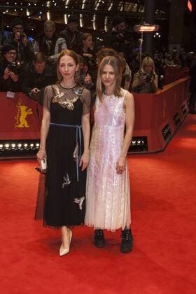 Schauspieler Katharina Schuettler und Kostümbildnerin Aino Labrenz auf der Berlinale 2017 Schauspieler Katharina Schuettler und Kostümbildnerin Aino Labrenz auf der Berlinale Preisverleihunga m 18.02.2017