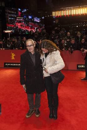 Regisseur Dani Levy und seine Ehefrau Sabine Lidl auf der Berlinale Preisverleihung am 18.02.2017 Regisseur Dani Levy und seine Ehefrau Sabine Lidl auf der Berlinale Preisverleihung am 18.02.2017