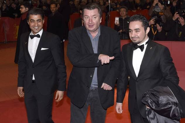 Sherwan Haji, Aki Kaurismaki and Simon Hussein Al-Bazoon attending the closing night at the 67th Berlin International Film Festival Berlinale 2017 at Berlinale Palast on February 18, 2017 in Berlin, Germany. Foto:xC.xNiehausx xFuturexImage