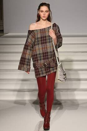 February 17, 2017 - London, England, United Kingdom - British designer Paul Costelloe presents his aw17 collection at London Fashion Week on Feb 17th 2017 at the Wardof Hilton hotel in Aldwych London. London United Kingdom  - ZUMAn230 20170217_zaa_n230_986 Copyright: xKarynxLouisex