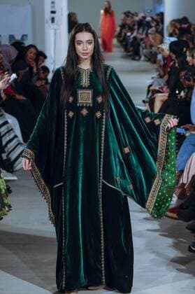 February 18, 2017 - London, UK - London, UK. A model presents a look by Art of Heritage (Saudi Arabia) at the UK s first London Modest Fashion Week taking place this weekend at the Saatchi Gallery. The two day event sees 40 brands from across the world come together to showcase their collections for Muslim and other religious women. London UK  - ZUMAl94_ 20170218_zaf_l94_051 Copyright: xStephenxChungx