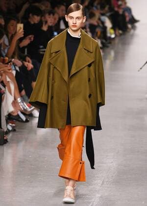 February 17, 2017 - London, England, United Kingdom - A model walks the runway at the Eudon Choi show during the London Fashion Week February 2017 collections on February 17, 2017 in London, England. London United Kingdom  - ZUMAn230 20170217_zaa_n230_1031 Copyright: xKarynxLouisex