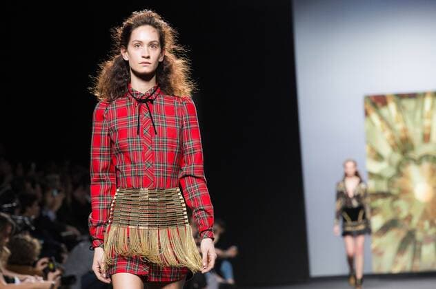Model bei der Teresa Helbig Fashion Show auf der Mercedes-Benz Fashion Week Madrid Autumn Winter 2017. Madrid, 18.02.2017 Teresa Helbig Model  Foto:xDyDxFotografosx xFuturexImage