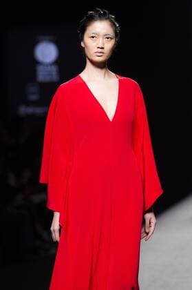 Model bei der Marcos Luengo Fashion Show auf der Mercedes-Benz Fashion Week Madrid Autumn Winter 2017. Madrid, 19.02.2017 Marcos Luengo Model  Foto:xDyDxFotografosx xFuturexImage