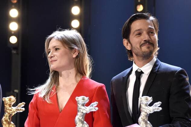 Julia Jentsch und Diego Luna während der Preisverleihung auf der Berlinale 2017 67. Internationale Filmfestspiele Berlin im Berlinale Palast. Berlin, 18.02.2017 Foto:xF.xKernx xFuturexImage